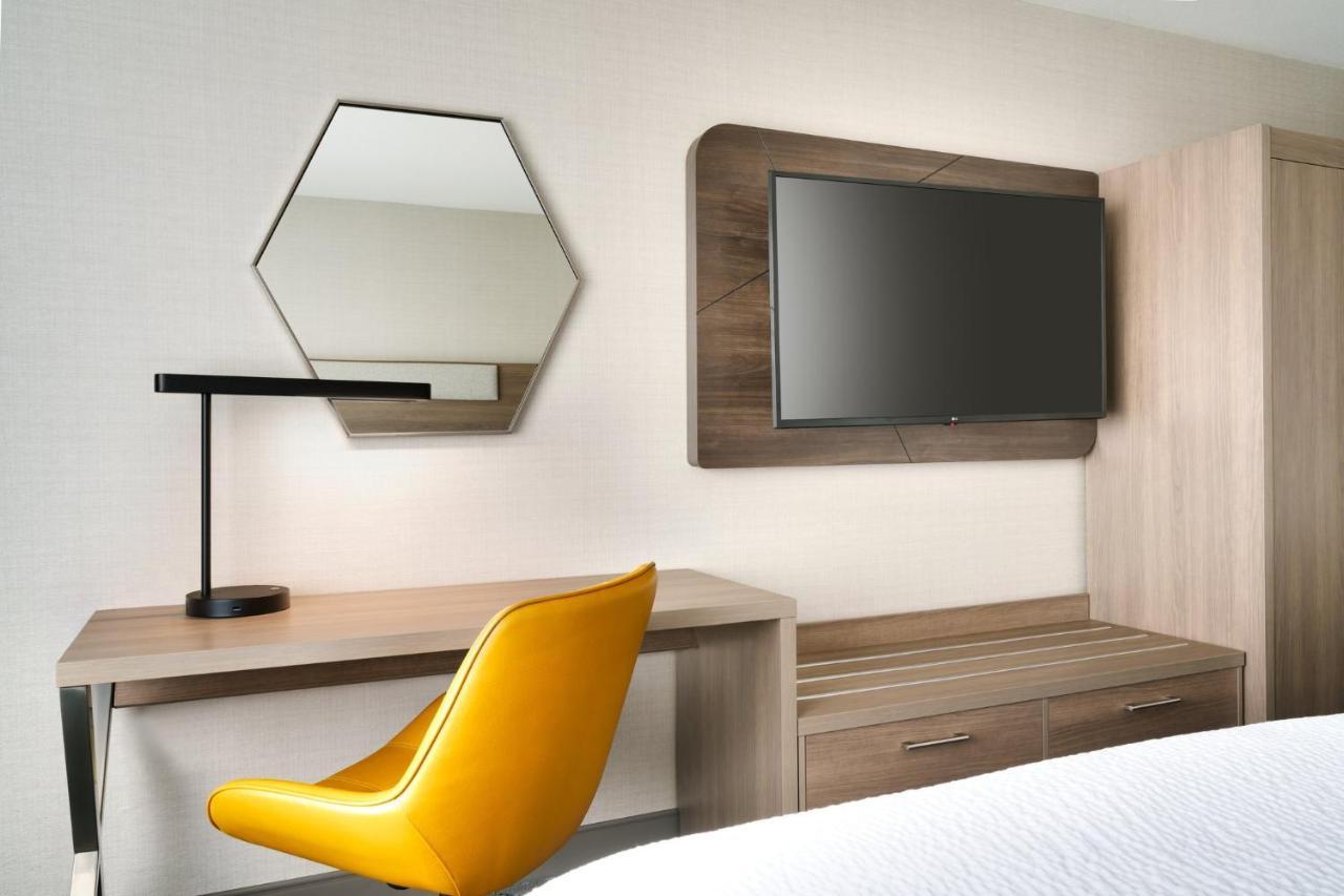 Holiday Inn Express And Suites Helena By Ihg Exterior photo