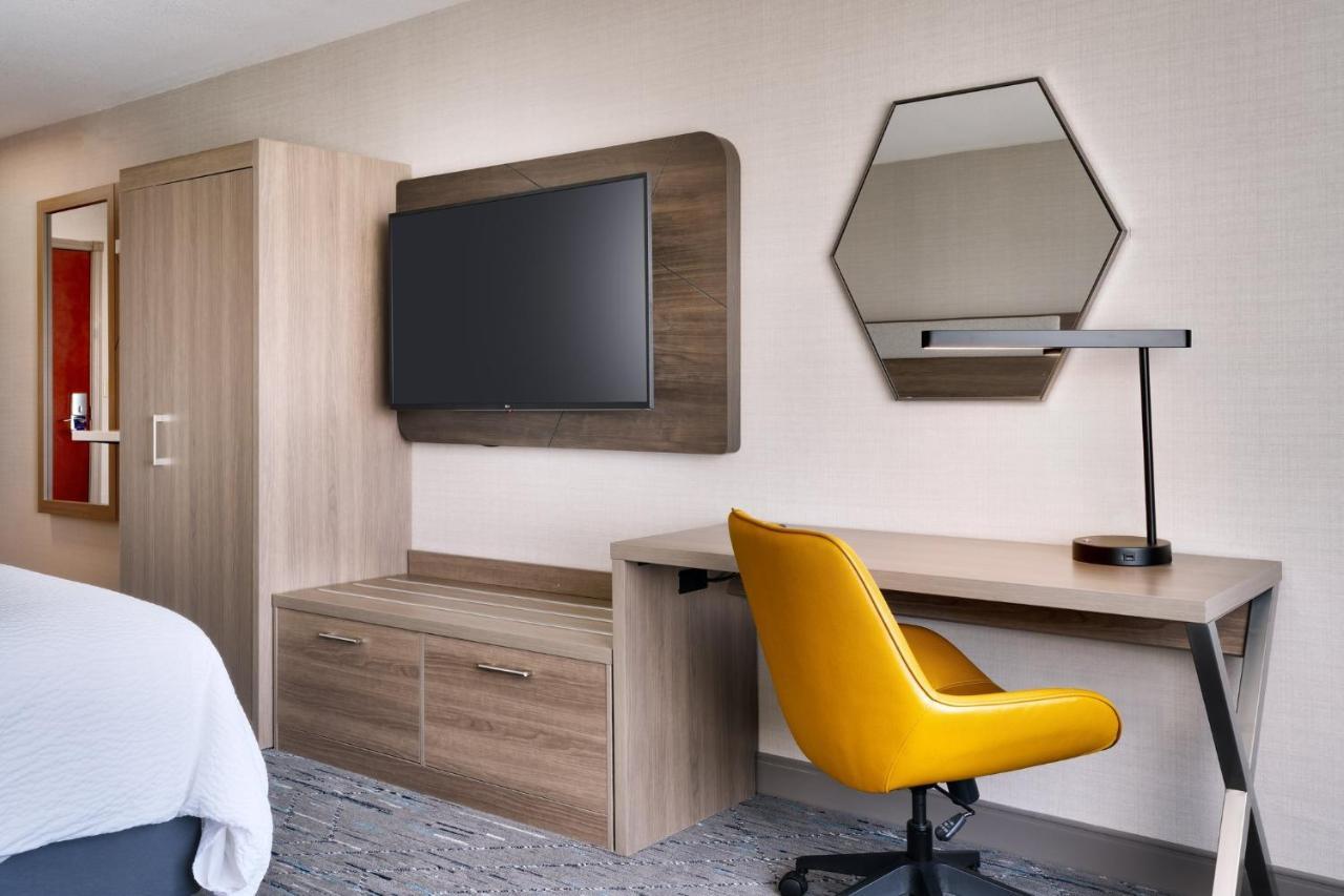 Holiday Inn Express And Suites Helena By Ihg Exterior photo
